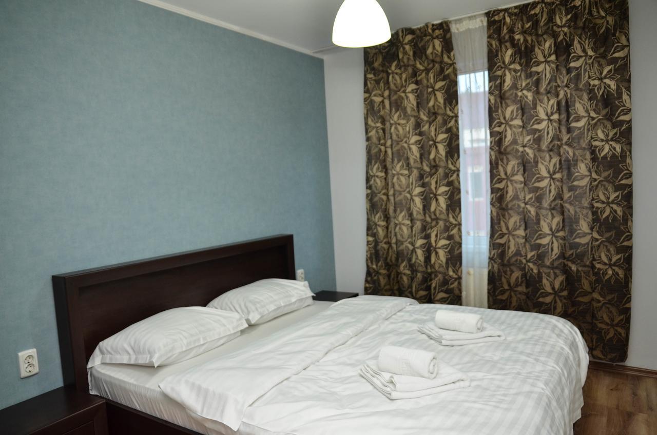 Cozy Apartments - Ясси Екстер'єр фото
