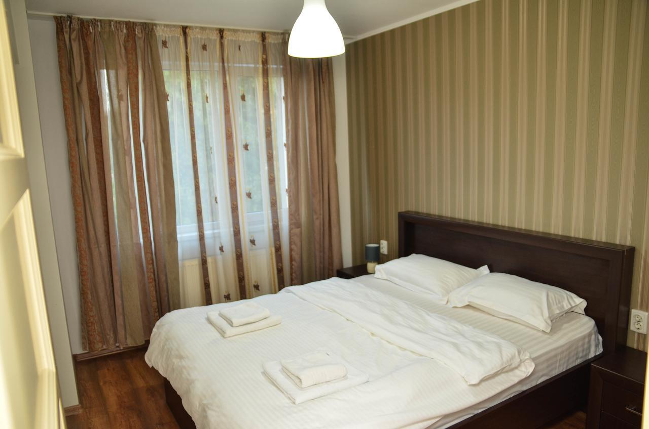 Cozy Apartments - Ясси Екстер'єр фото