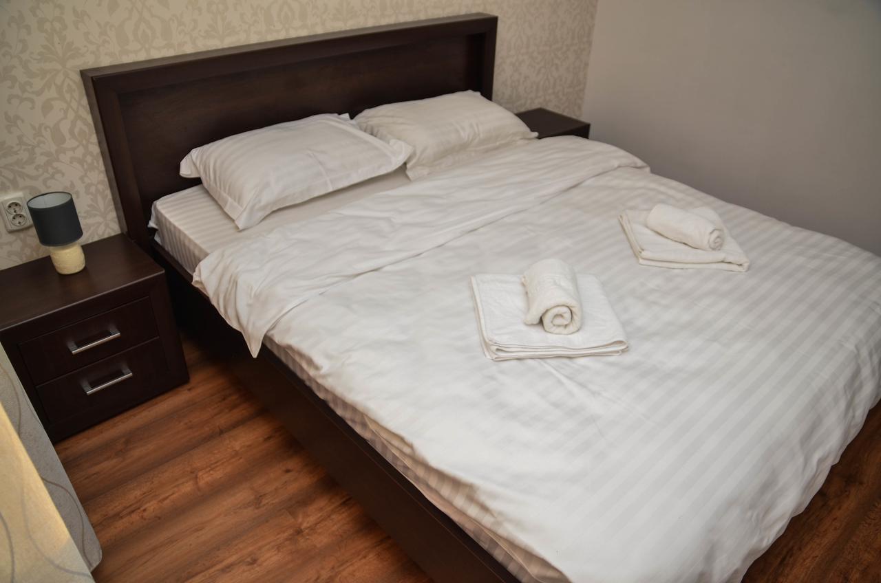 Cozy Apartments - Ясси Екстер'єр фото