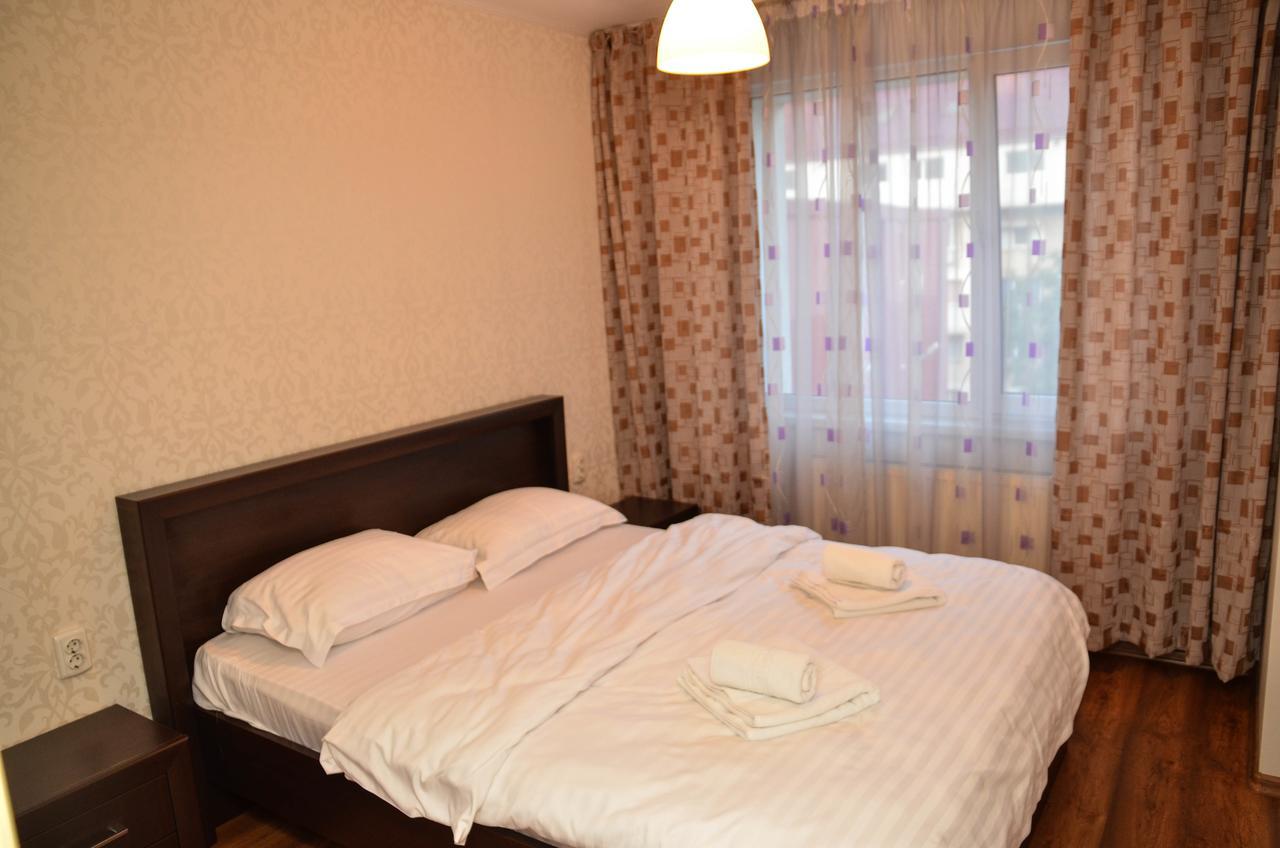 Cozy Apartments - Ясси Екстер'єр фото