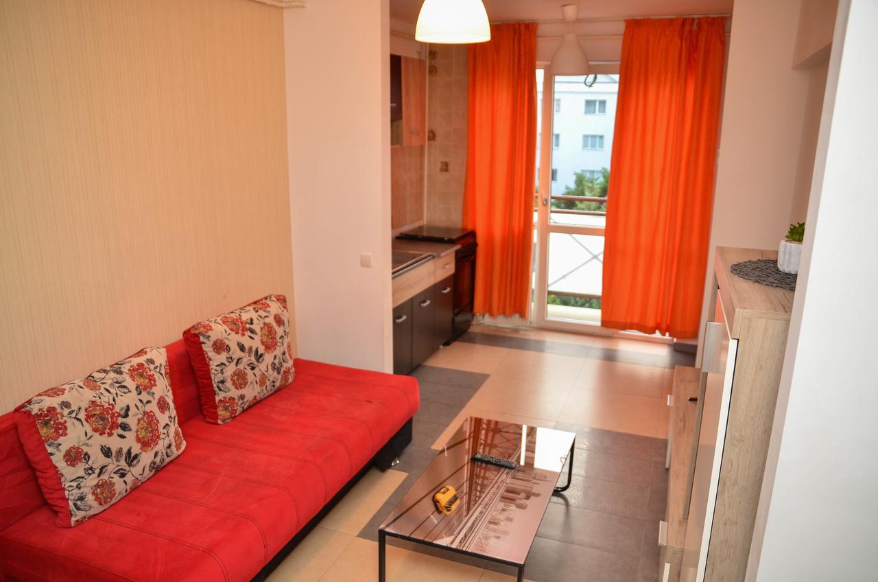 Cozy Apartments - Ясси Екстер'єр фото